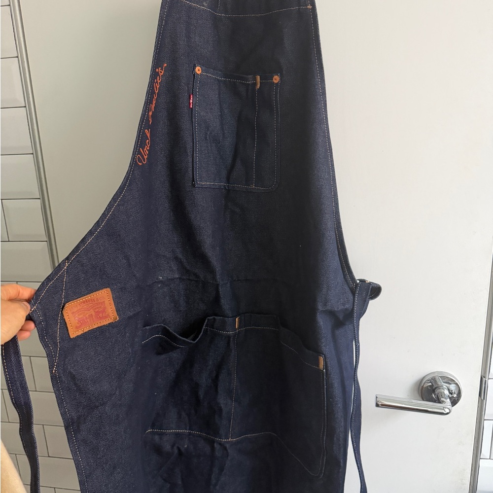 Levi's Dark Indigo Denim Apron with Leather Patch Uncle Paulie embroidered